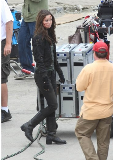 Illustration for article titled She'll Be Back: First Set Pics Of Terminator Season Two